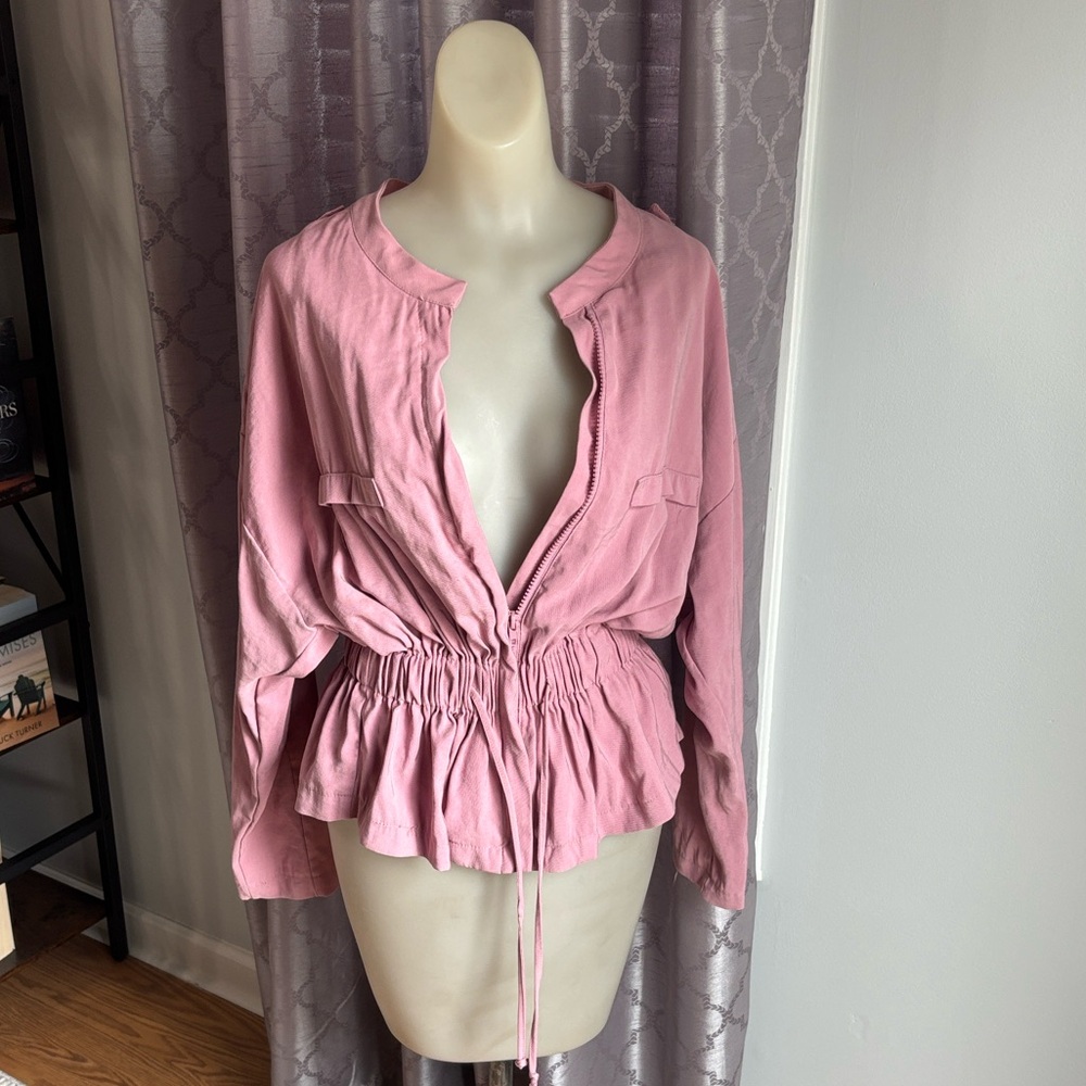 Francesca’s Mi Ami Chic Pink Drawstring Jacket with Cinched Waist Size Medium